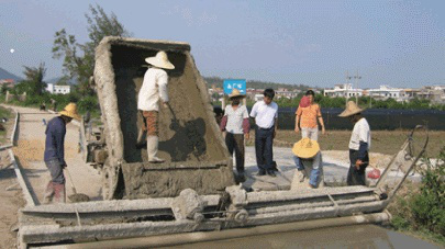 二級建造師考試市政實(shí)務(wù)知識點(diǎn)：混凝土面板模板、鋼筋安裝、攤鋪與振動(dòng)